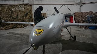Ucrania lanza un gran ataque con drones mientras Putin se reúne con el excanciller alemán Schröder