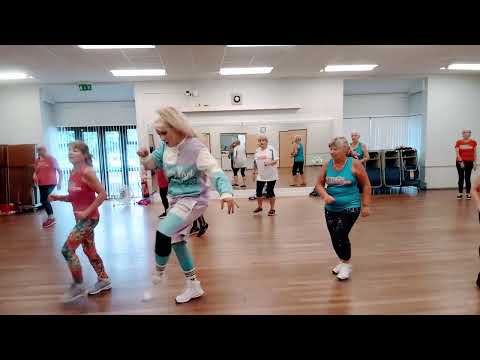 Zumba Gold | Dance4ever |  Shake Rattle & Roll | Bill Haley