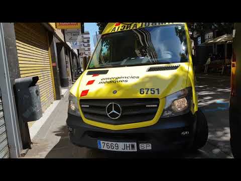 Ambulancia Mercedes-Benz Sprinter ((SEM112))