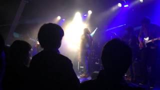 Matt Berry &amp; The Maypoles - October Sun (live)