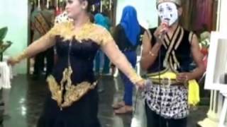 Download lagu OJO SALAH TOMPO - GARENG PALUR vs ELIA SANJAYA - SANGKURIANG live in sidorejo tepisari mp3 Download lagu OJO SALAH TOMPO - GARENG PALUR vs ELIA SANJAYA - SANGKURIANG live in sidorejo tepisari mp3