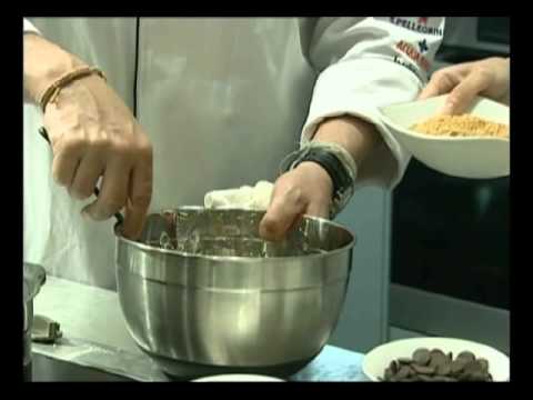 World Gourmet Summit 2011 Michael Ginor Culinary Masterclass, Crunchy Hazelnut 'Lola' Bar