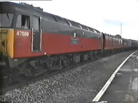 Class 37 rescue of a failed parcels train at Westbury, 1993. Part 2 of 2.   37223.