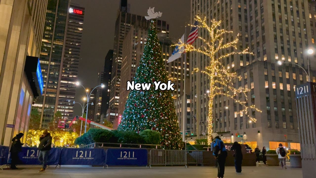 Manhattan 2025 Christmas Walk 6th Avenue New York City