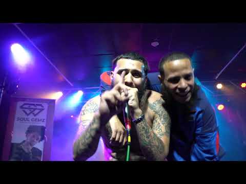 ILLA JAY- show set performance