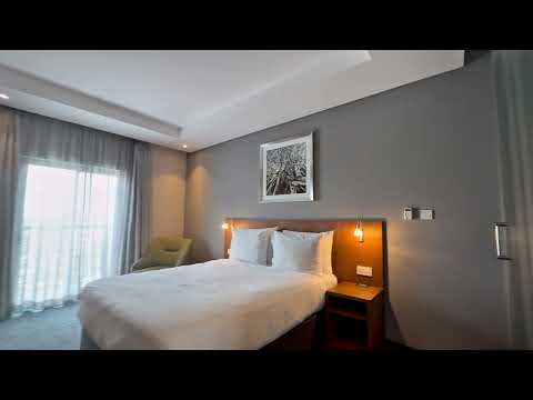 Mini Luxury in Nairobi? Holiday Inn Two Rivers Mall Stay Experience