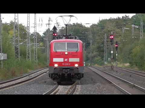 Züge in Holzwickede mit einem ICE Regionalbahn Sonderzug 111 200 und ein Güterzug 265 007