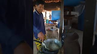 ผัดพริกแกงหมูสามชั้นใส่ถั่วฝักยาว