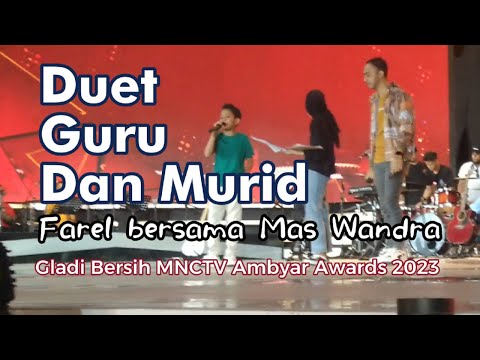 MELIHAT LANGSUNG GLADI BERSIH FAREL DAN WANDRA RESTUSIYAN MEMBAWAKAN IKAN DALAM KOLAM