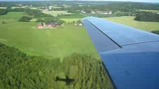 preview picture of video 'Dakota DC-3 - Landing at Torp Airport, Sandefjord'