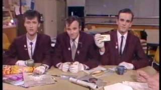 Doug Anthony All Stars - first ever TV appearance (an extra bit)