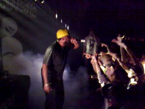 SNOWGOONS feat. Reef the Lost Cauze & DJ Illegal Live at Exil Part 1