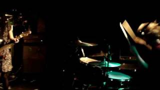 Blood Red Shoes - Doesn&#39;t Matter Much (Live 29/01/2008)