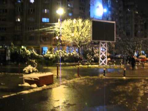 Prima ninsoare in Bucuresti- 9 decembrie 2012