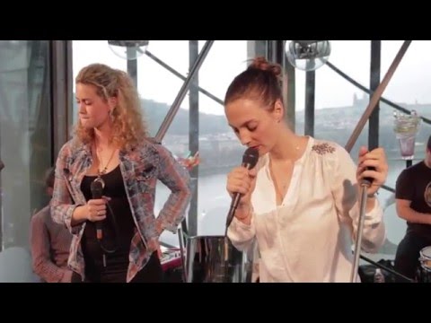 Barbora Poláková - Noc (Lucie / cover) / City live na radiu City (23.3.2016)