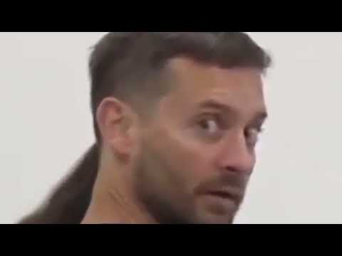 🕷️Tobey Maguire at the Airport🤣(Credits to @KROVLIX)