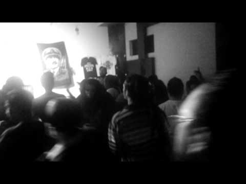 King Alpha \ Dub Arena Vol. II ▶Massia Warrior ft Sis I-Leen  \  Stand Strong