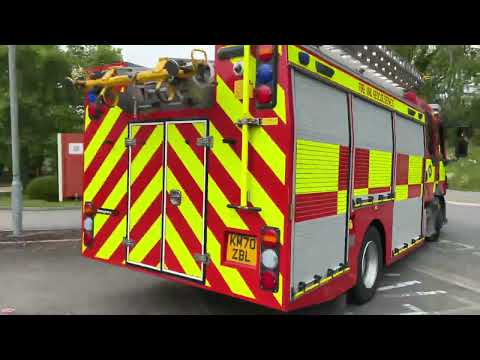 *DOUBLE PUMP TURNOUT* Aylesbury First And Second Pump Responding - Buckinghamshire Fire And Rescue