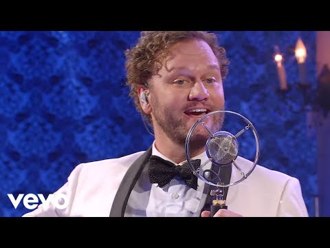 download lagu mp3 mp4 David Phelps It Must Be Christmas, download mp3 David Phelps It Must Be Christmas free downloadn, video klip David Phelps It Must Be Christmas