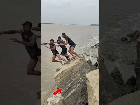 Please Support kijiye bhai 🙏😭😱 #shortvideo #trending #comedy #shorts #viralvideo #funny #armylover