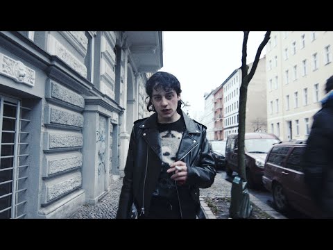 toobrokeforfiji - Balkon (prod. Enzo Gaier) Official Video