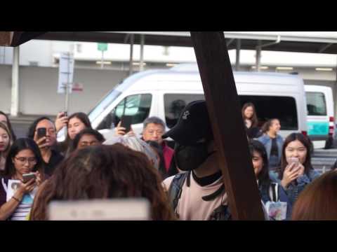 170401 GOT7 Mark's arrival in New Zealand for Law of the Jungle