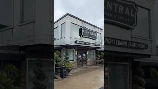 Video shows confrontation between apparent ICE agents and restaurant manager