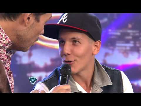 Showmatch 2012 - Alexander Caniggia arrives at Showmatch