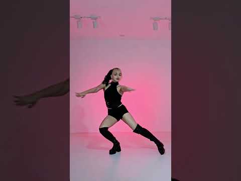 LILI’s FILM [The Movie] dance cover #shorts