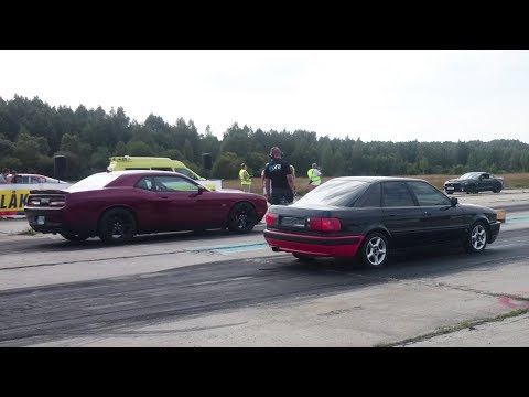 2018 Dodge Challenger SRT 6.4 vs Audi 80 B4 2.2T 20v 1/4 mile drag race