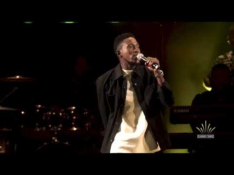 DOXA la gloire casino de paris Esaie izi ndombe