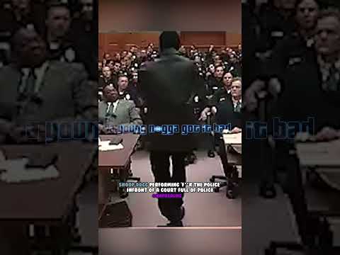 Snoop Dogg performing "'f*ck the police' in front of a court full of police👮