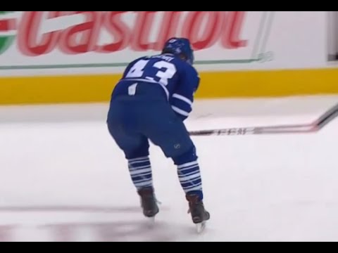 Kadri tries to hit Byfuglien