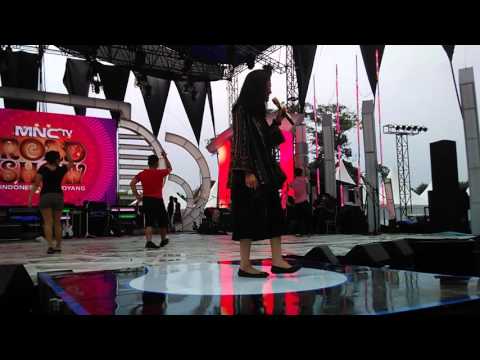 Pergi pagi pulang pagi - uut permatasari