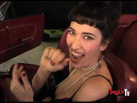 download lagu mp3 mp4 Nina Zilli Nuda, download lagu Nina Zilli Nuda gratis, unduh video klip Download Nina Zilli Nuda Mp3 dan Mp4 Popular Gratis