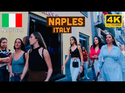 Naples, Italy Walking Tour (4k Ultra HD60fps) - Napoli