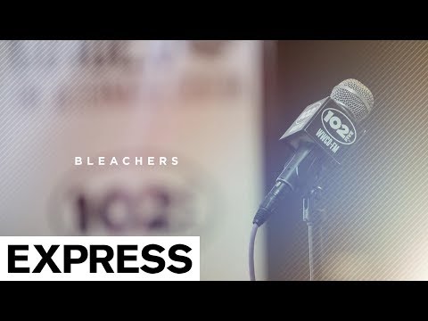 Express Big Room -  Bleachers