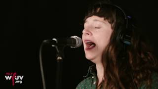 Waxahatchee - "Recite Remorse" (Live at WFUV)