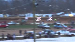 preview picture of video 'Susquehanna Speedway Park 410 and 358 Sprint Car Highlights 11-16-13'