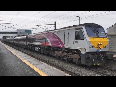 Irish Rail 201 Class Loco + Enterprise Train - Howth Junction Station, Dublin