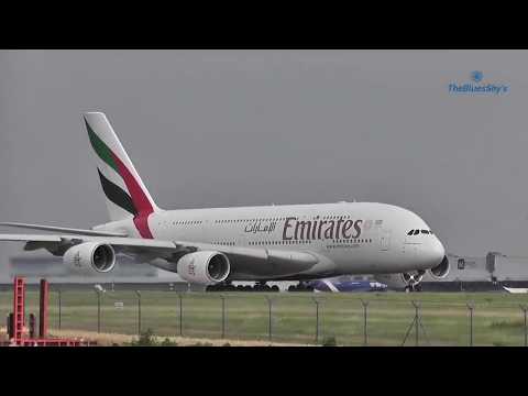 A380-800 Decolando - Taking Off