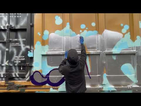 Painting Graffiti on Trains with Vhue and Infamy Art