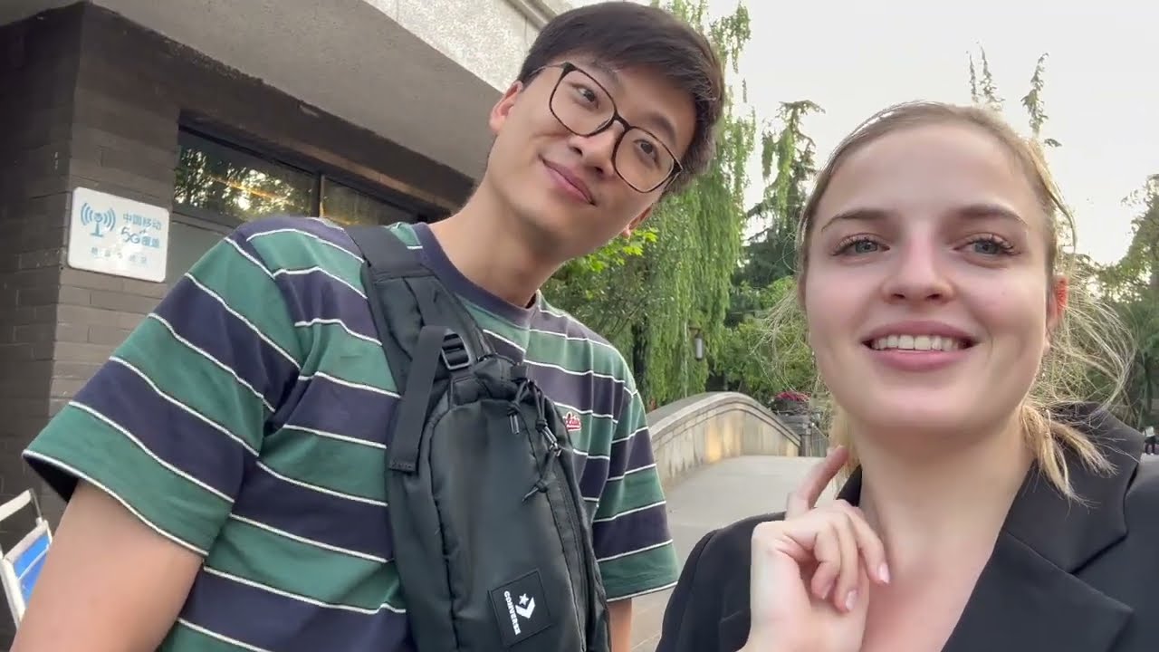 Chengdu Airport First Class Lounge (Gate 101)