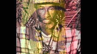 Tappa Zukie - Launch An Attack