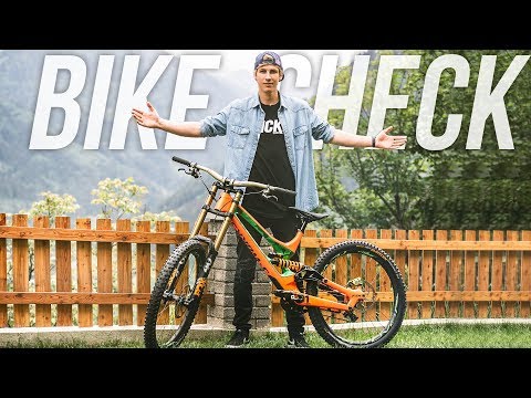 The Fabiolous Escape 2 Machine - Bike Check Fabio Wibmer