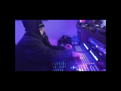 Big Ship Dub ( Dm Kahn recreation of the classic big ship ft. Lyndon John )