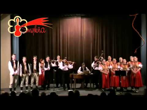 Ľudová hudba Šmykňa - Narodel sa Kristus Pán - "A na vašim stoľe..."