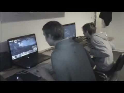 Pentru jucatorii de LoL