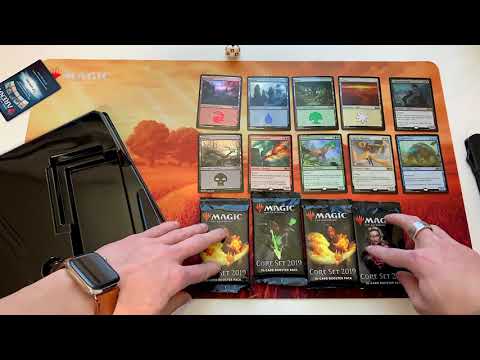 MTG M19 Gift Box Set Unboxing - Magic The Gathering Trading Cards