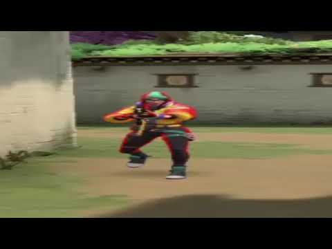 wide killjoy walking